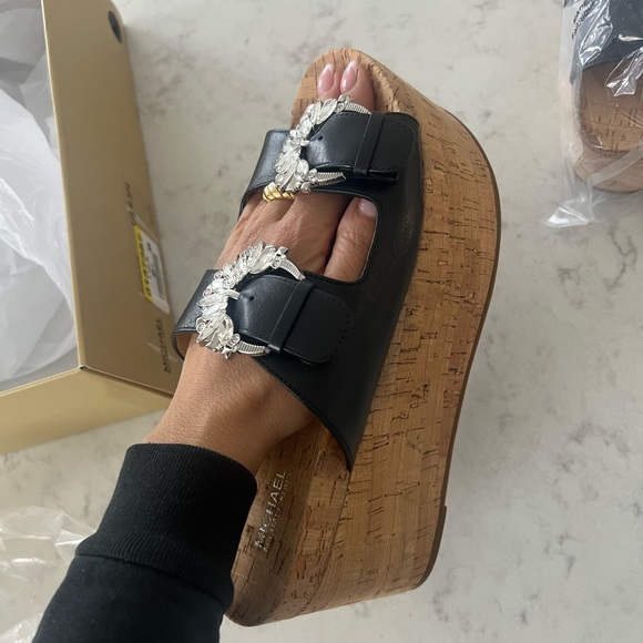 Michael Kors Platform Slides with Rhinestone detail - Picture 3 of 8